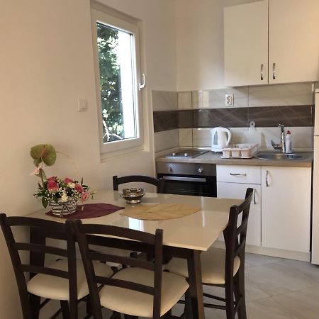 Apartmani Roganovic Bán đảo Luštica Ngoại thất bức ảnh
