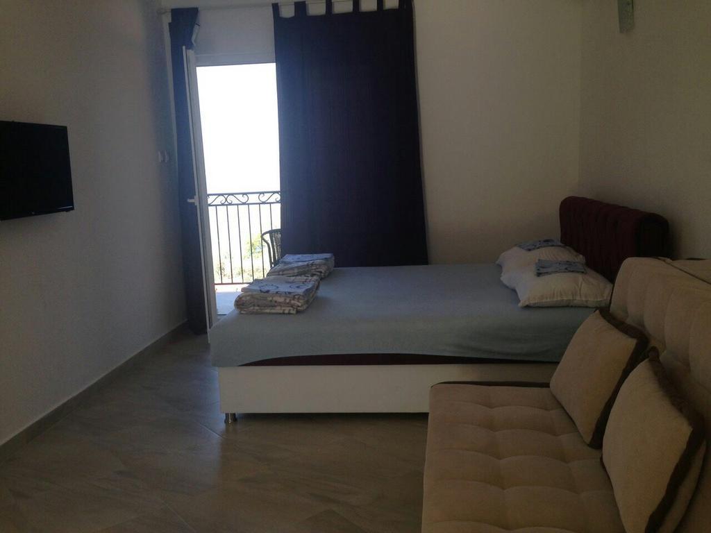 Apartmani Roganovic Bán đảo Luštica Ngoại thất bức ảnh
